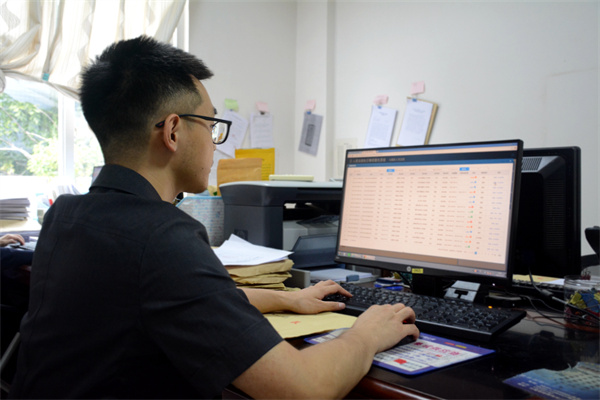 DSC_5218.JPG DSC_5218.JPG