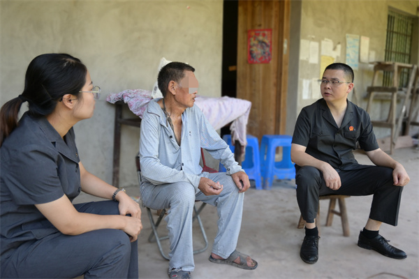 老年人赡养纠纷有了着落.jpg 老年人赡养纠纷有了着落.jpg