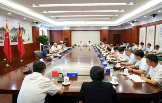 张军与最高法新任厅级领导干部集体谈话