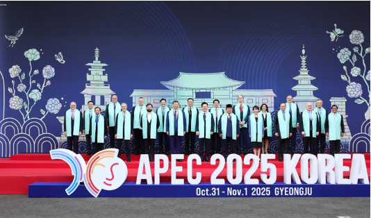 习近平继续出席亚太经合组织第三十二次领导人非正式会议3 习近平继续出席亚太经合组织第三十二次领导人非正式会议3